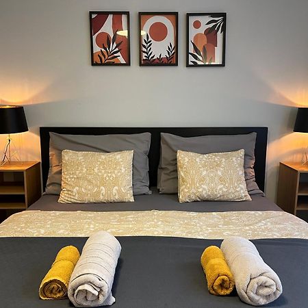 Larix Apartman ブダペスト エクステリア 写真